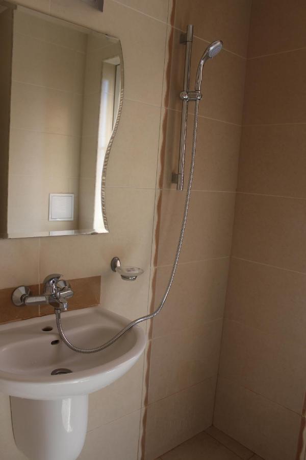 Respekt Guest House Sunny Beach Esterno foto
