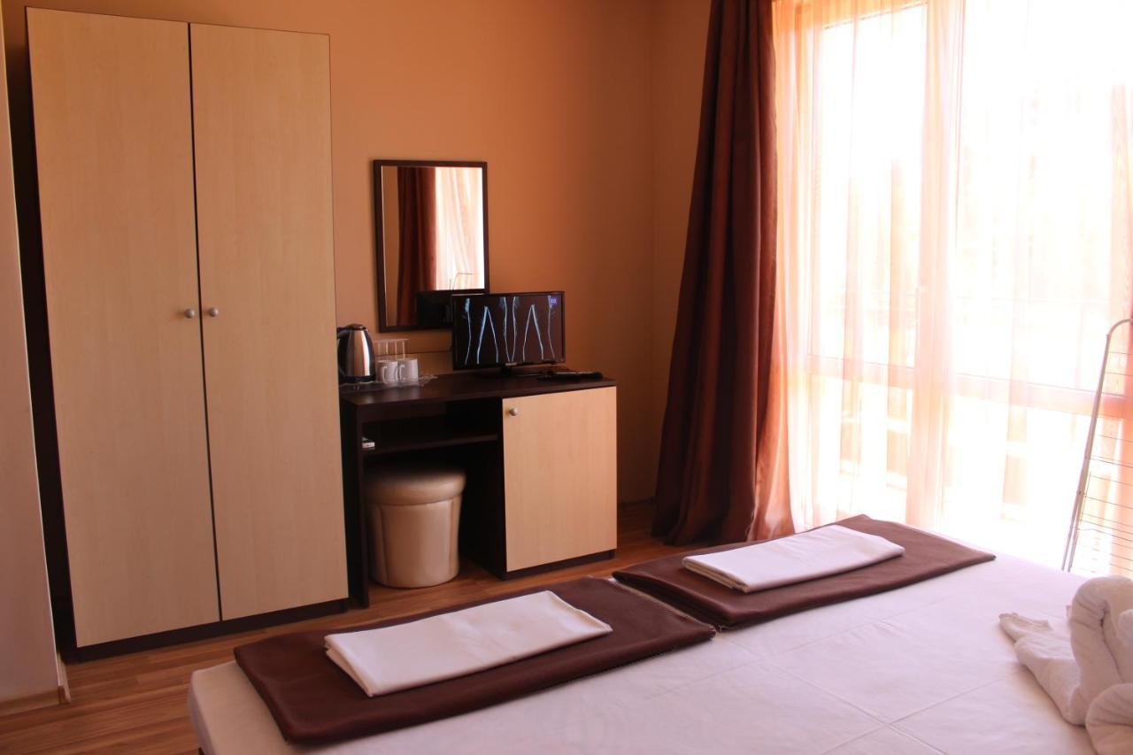 Respekt Guest House Sunny Beach Esterno foto