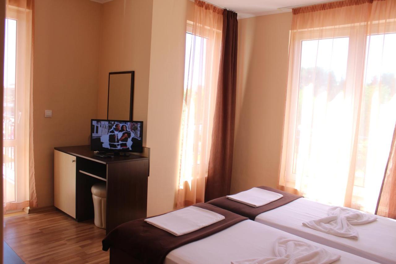 Respekt Guest House Sunny Beach Esterno foto