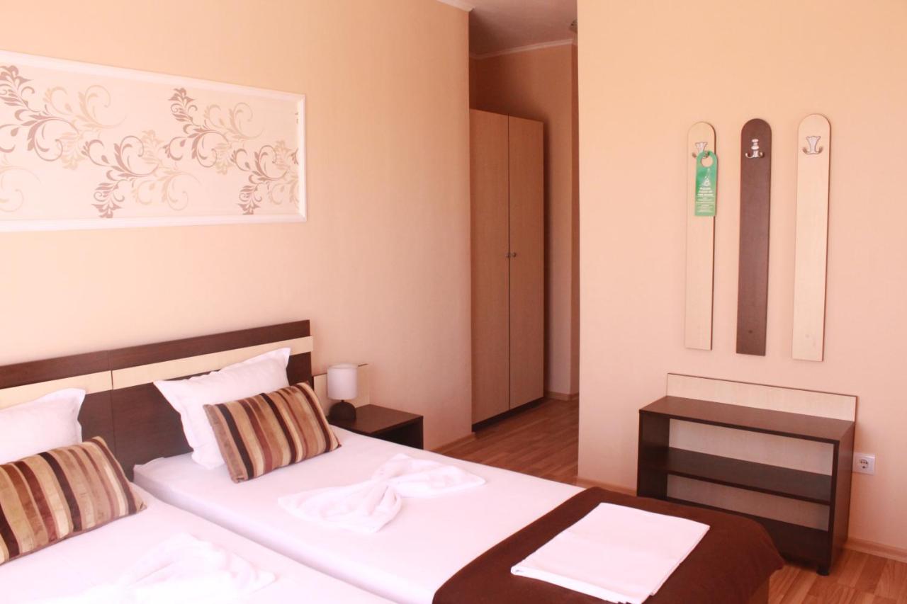Respekt Guest House Sunny Beach Esterno foto