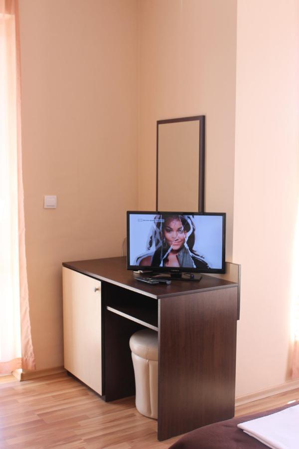 Respekt Guest House Sunny Beach Esterno foto